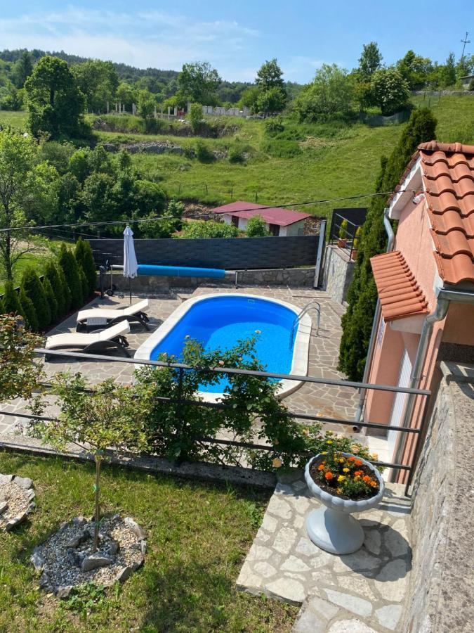 Holiday House Pasjak Sapjane Экстерьер фото