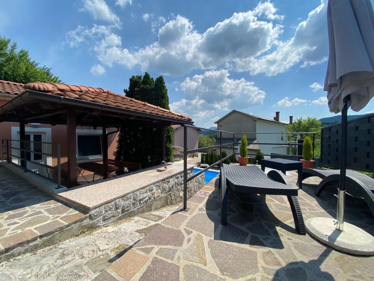 Holiday House Pasjak Sapjane Экстерьер фото