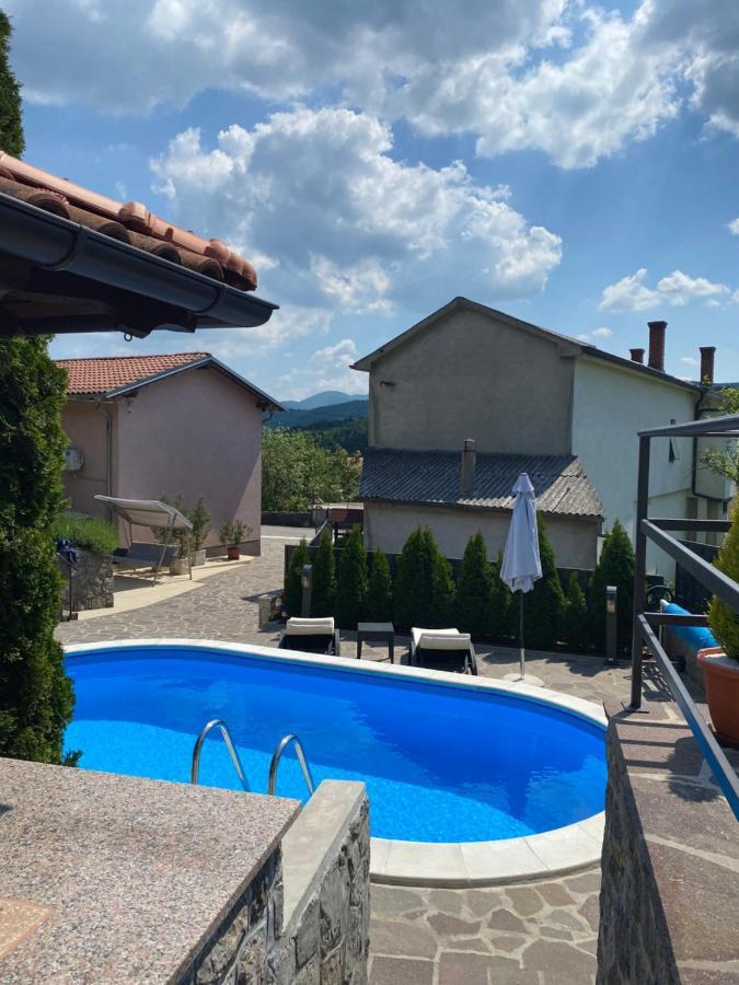 Holiday House Pasjak Sapjane Экстерьер фото